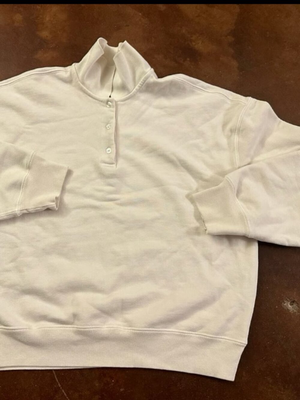GRLFRND Size medium Pullover